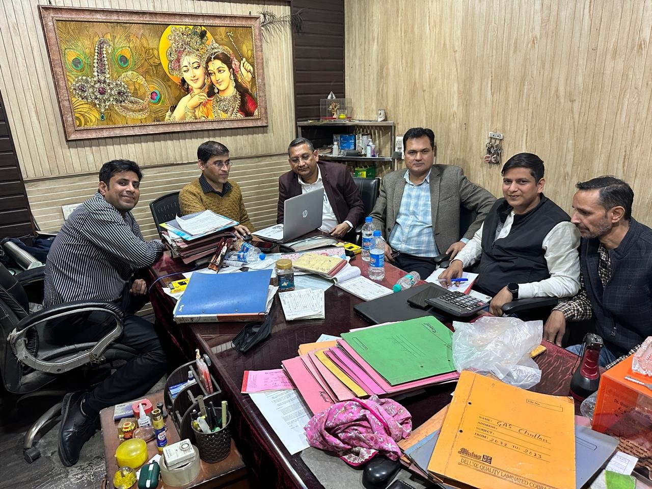 रुद्रपुर में जीएसटी विभाग का छापा, बोगस फर्मों के जरिए टैक्स चोरी का भंडाफोड़ — 70 लाख रुपये मौके पर जमा